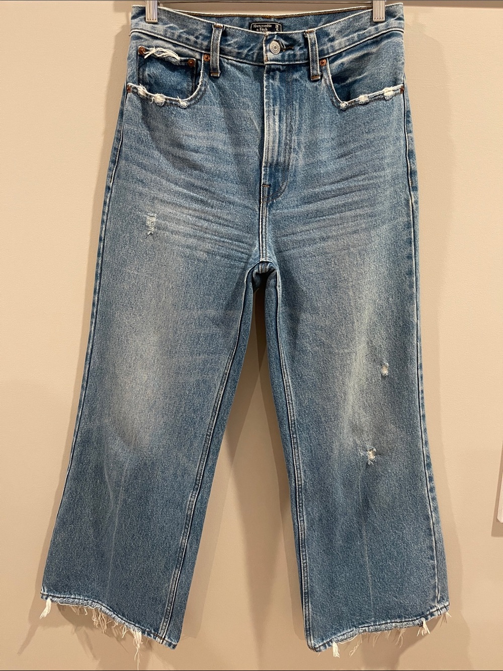 Abercrombie & Fitch Light Blue Cropped Straight-Leg Jeans